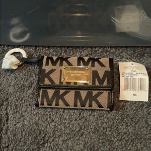 MK wallet